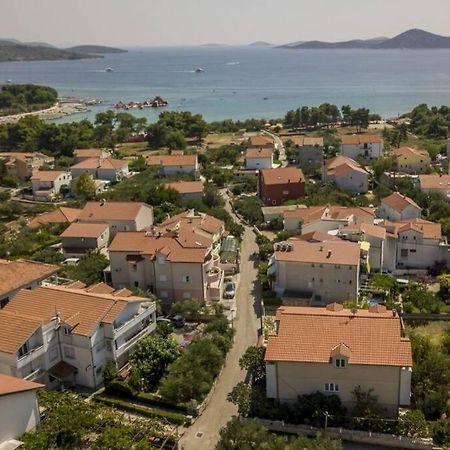 Royal Platinum Studio Apartment Vodice Exterior photo