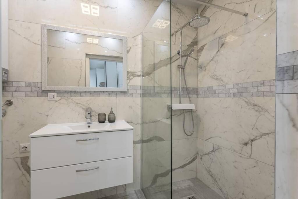 Royal Platinum Studio Apartment Vodice Exterior photo